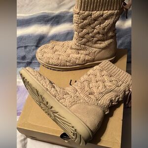 Ugg Isla boots